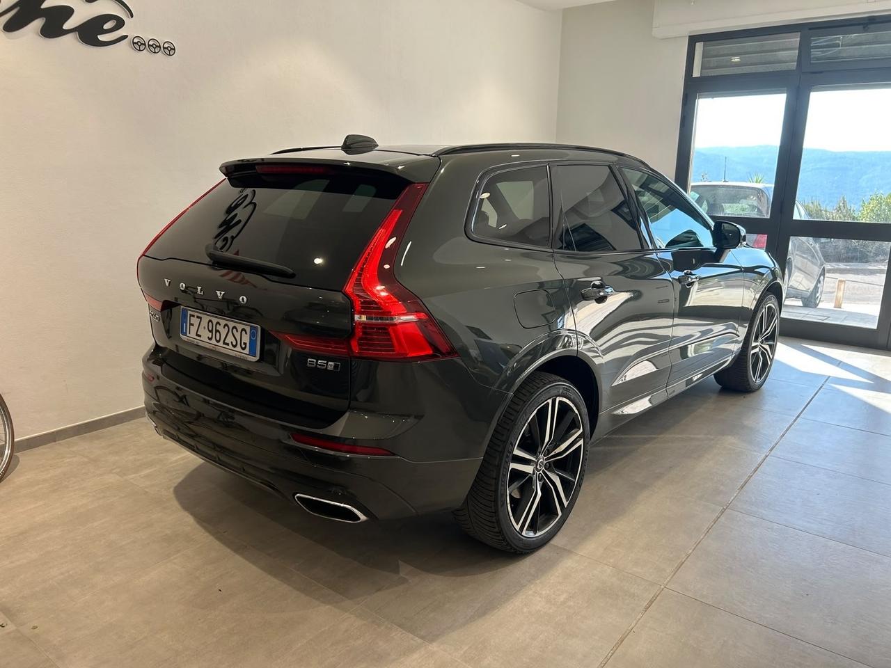 Volvo XC 60 XC60 D5 AWD Geartronic R-design