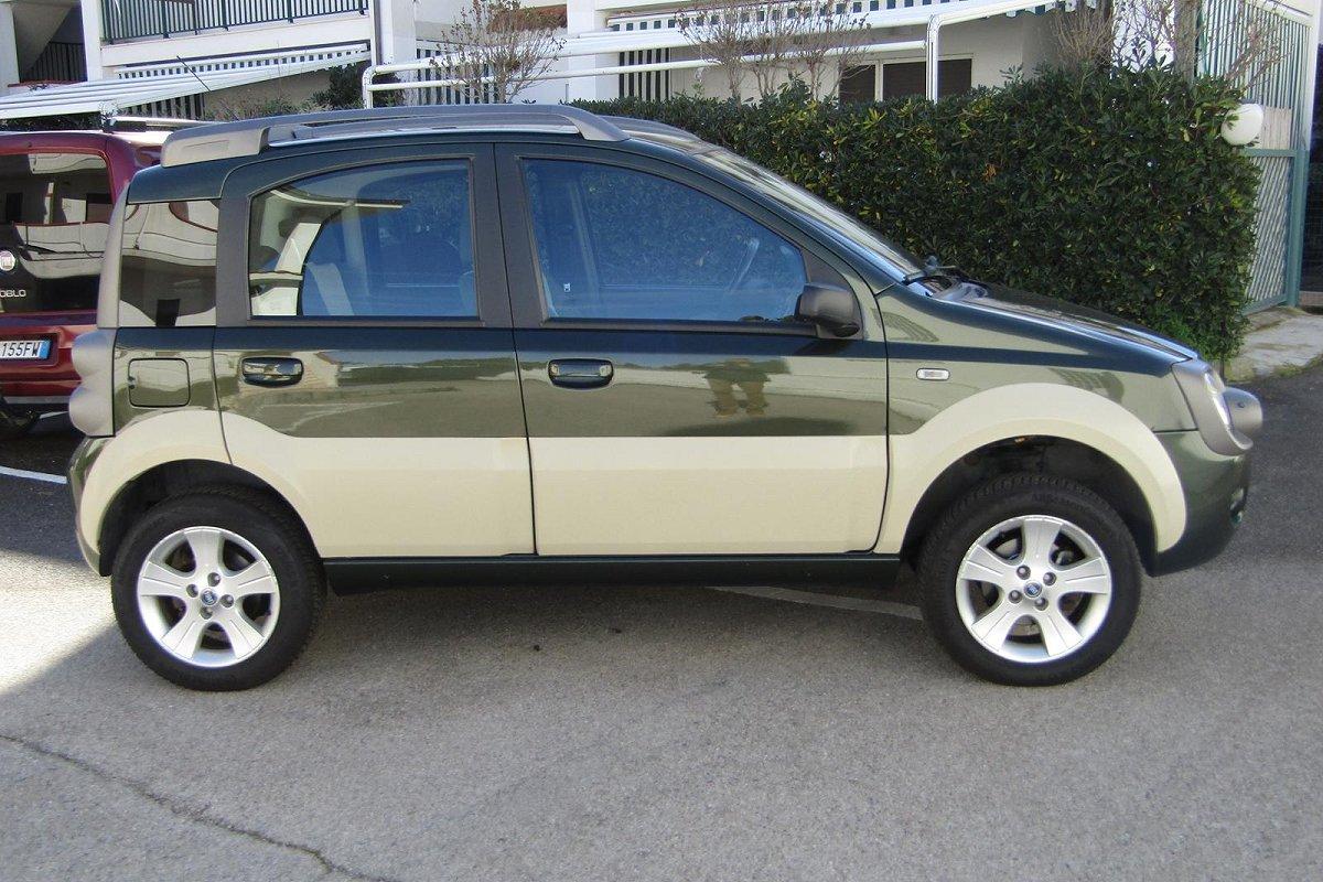 FIAT Panda 1.3 MJT 16V 4x4 Cross