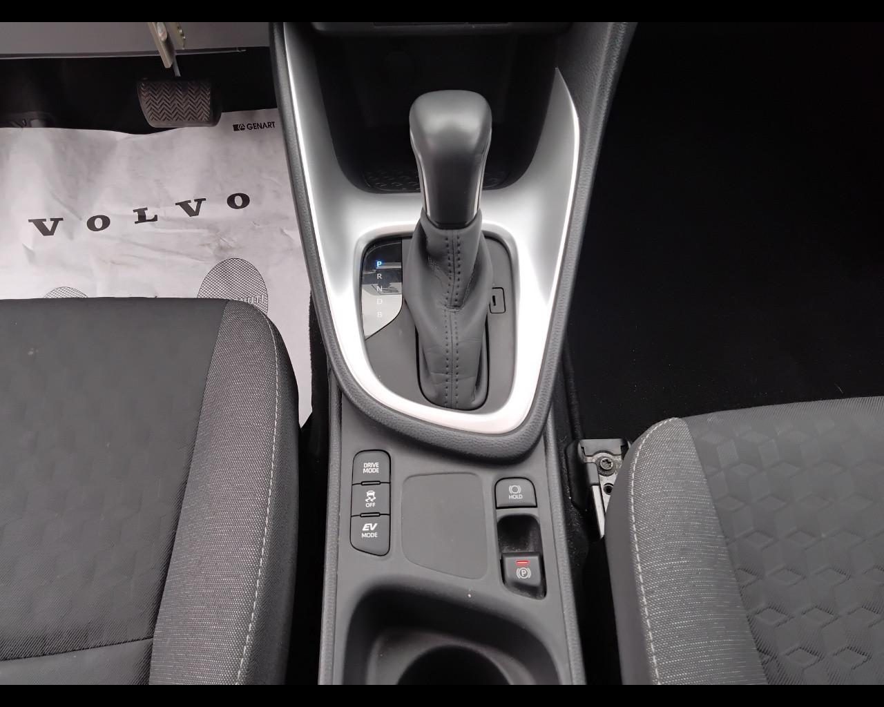 TOYOTA Yaris IV 2020 - Yaris 1.5h Trend