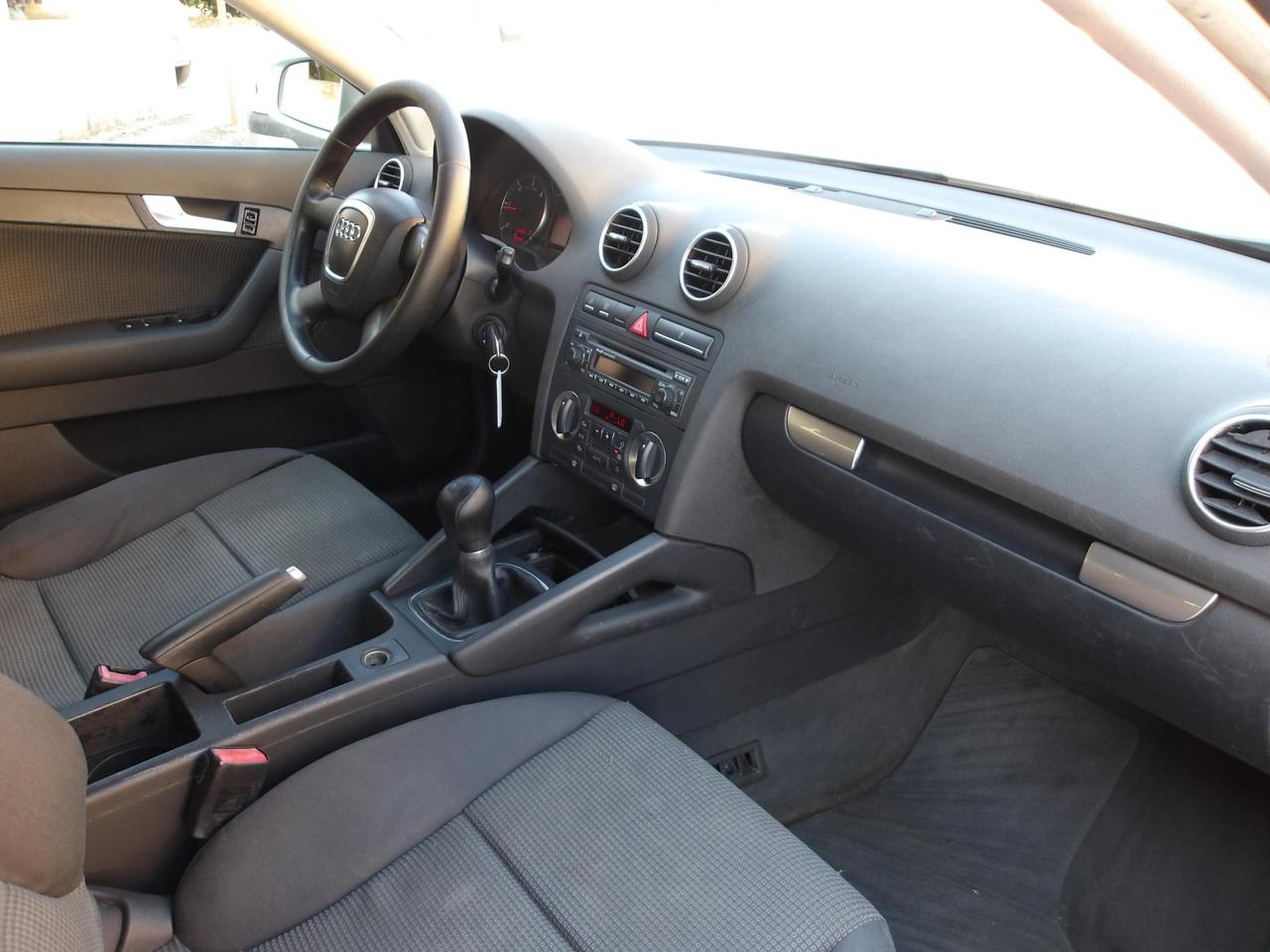 AUDI A3 Sportback 1.9 tdi Ambiente