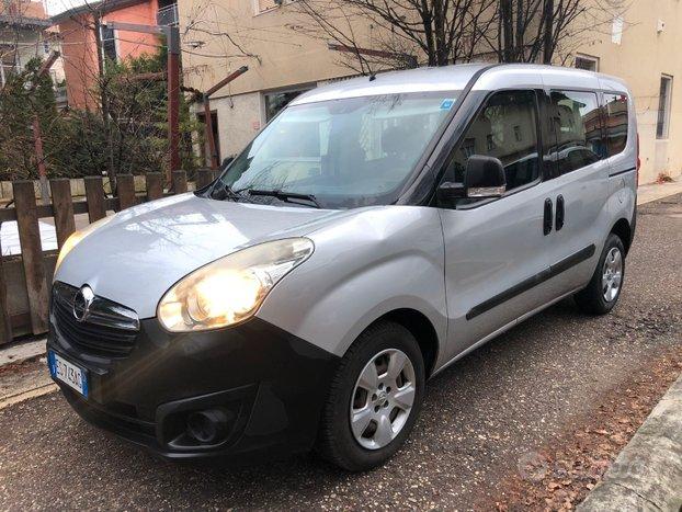 FIAT DOBLO 1.3 MJT 90CV 5POSTI - NEOPATENTATI