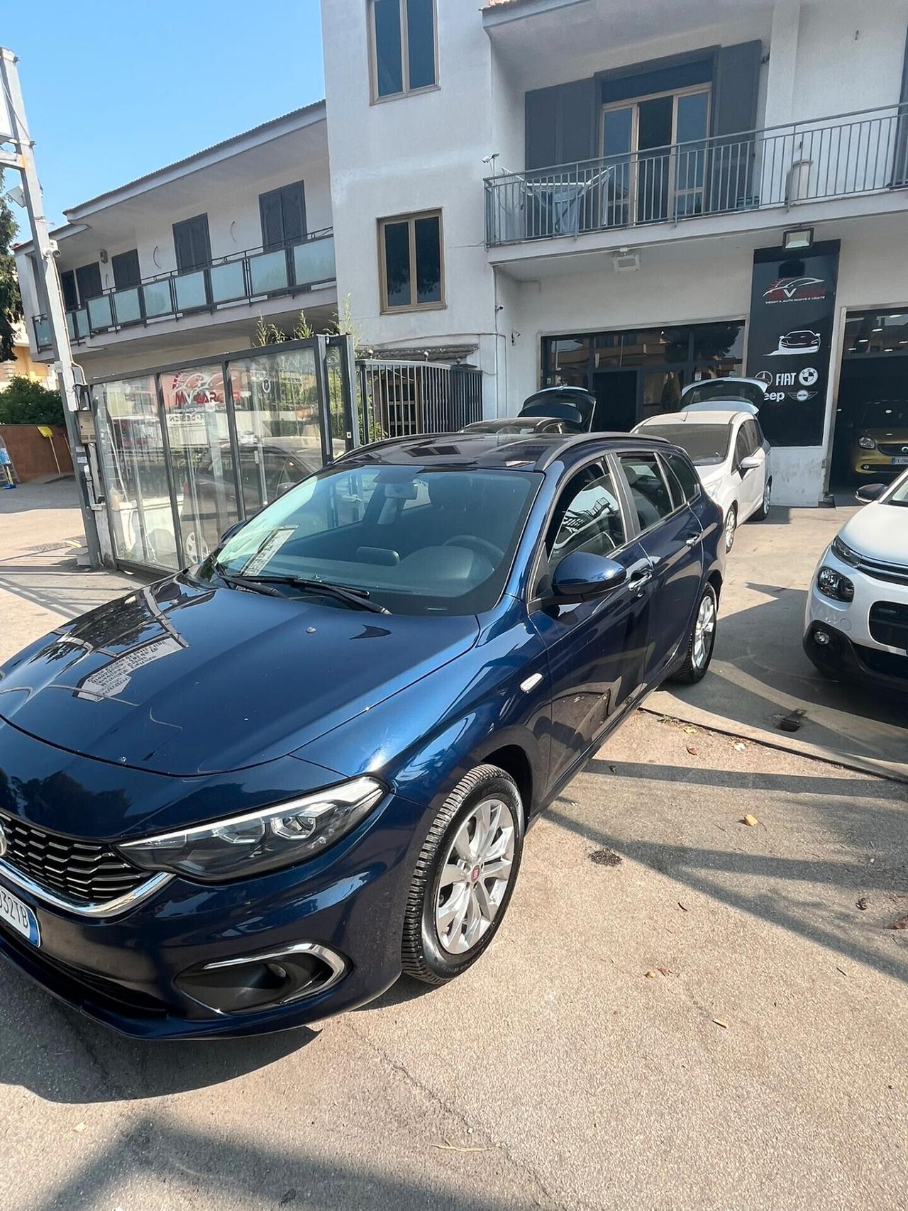 Fiat Tipo 1.6 Mjt S&S DCT SW Lounge
