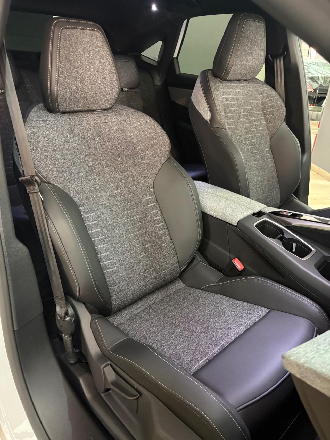 Peugeot 3008 Hybrid 145 e-DCS6 Allure