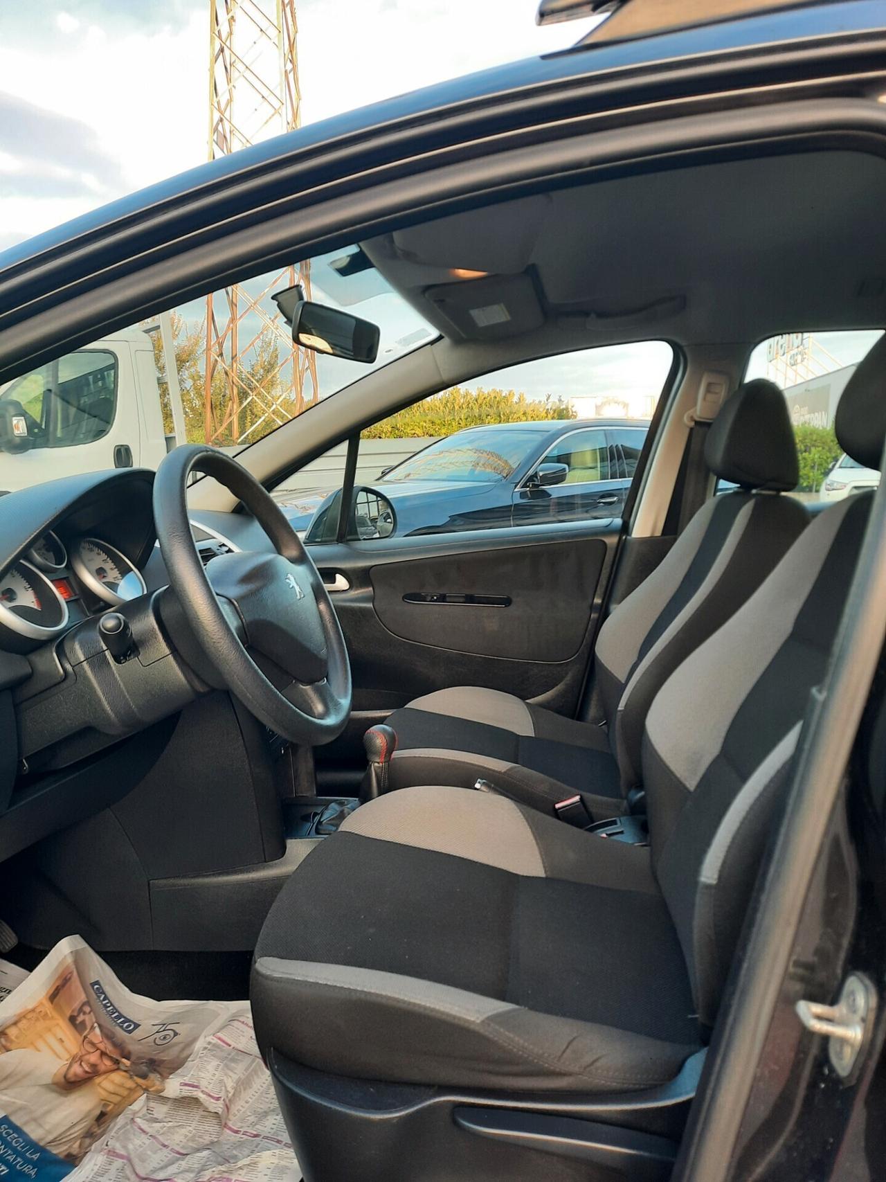 Peugeot 207 1.4 VTi 95CV SW Energie Sport