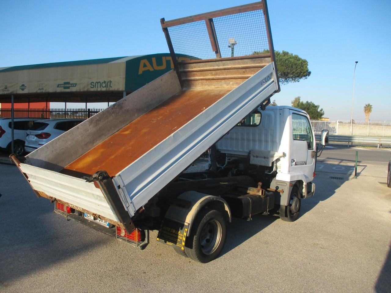 Nissan Cabstar 3000 110CV RIBALTABILE TRILATERALE