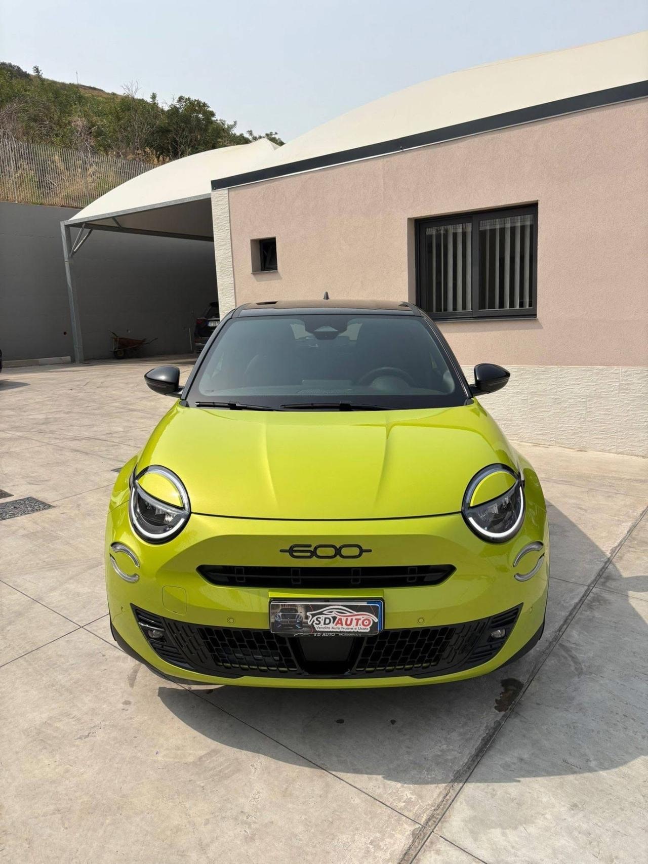 Fiat 600 Hybrid 110 CV DCT MHEV Sport Edizione Milano Cortina 26