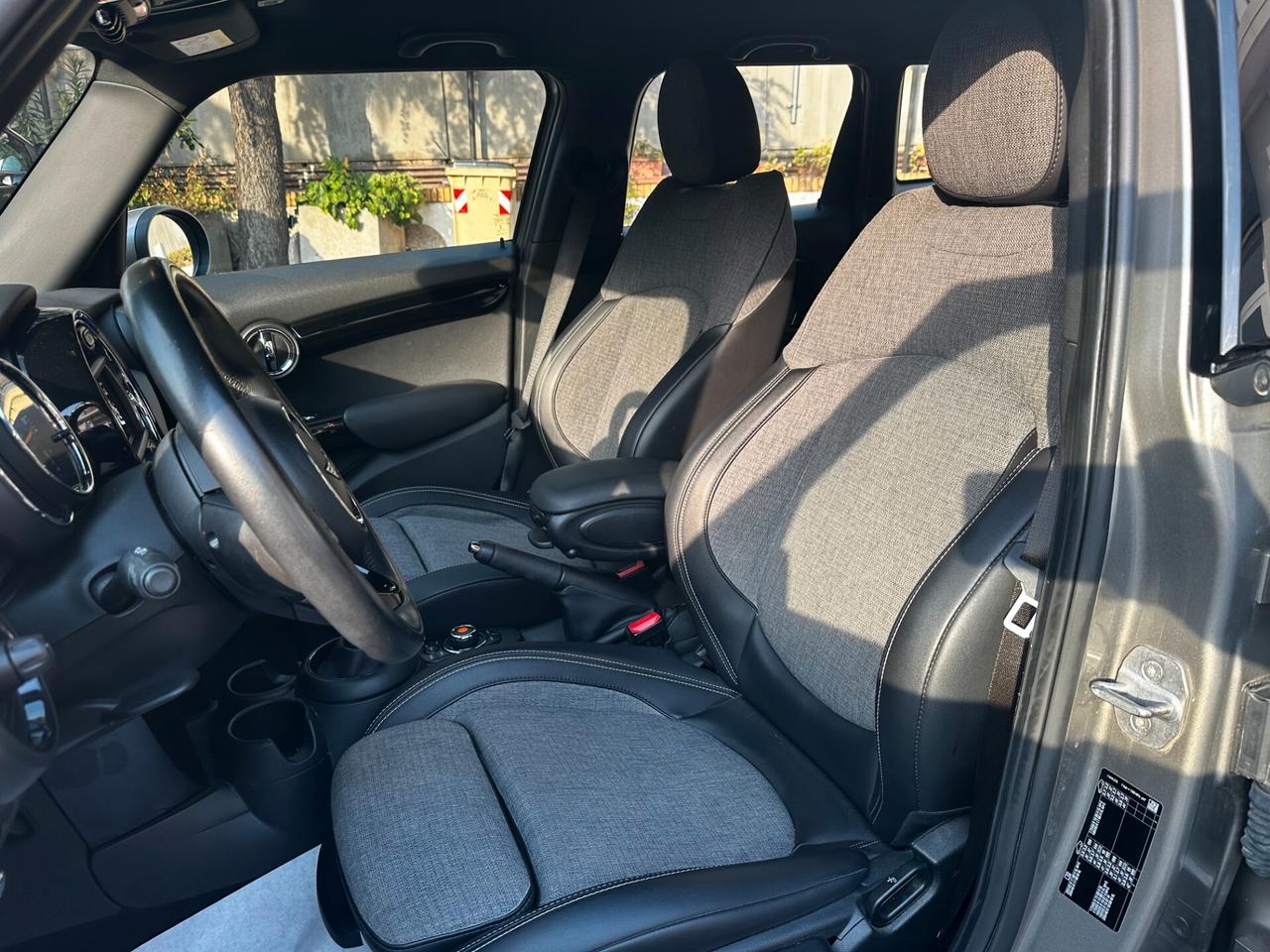 Mini ONE 1.5 Auto 5 porte NAVIGATORE / FULL LED