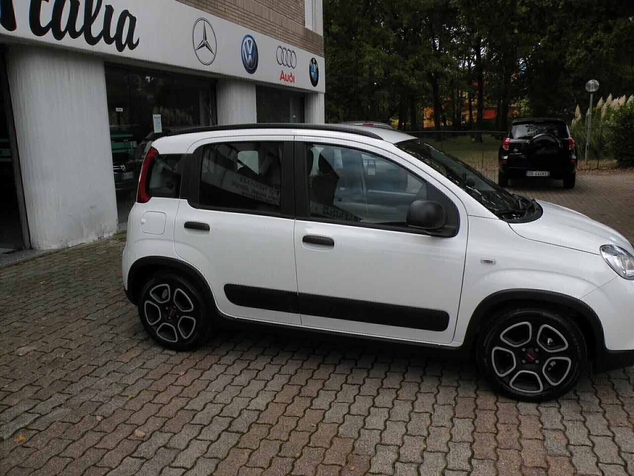 FIAT PANDA HYBRID - NOLEGGIO