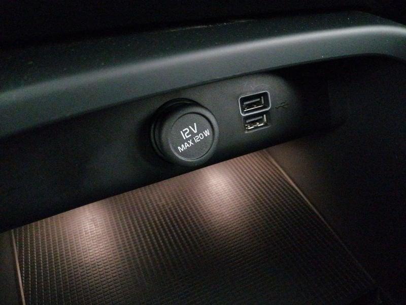 Volvo XC40 1.5 t5 phev R-design auto my21