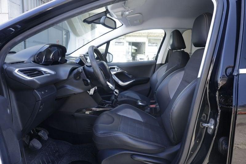 Peugeot 2008 Peugeot 2008 BlueHDi 120 S&S Black Matt Unicoproprietario