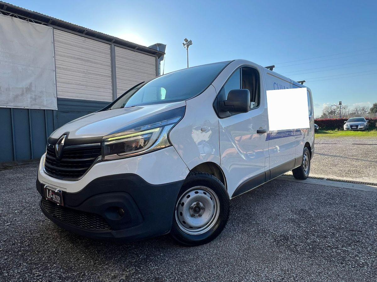 RENAULT trafic T29 2.0 dci 120cv L2H1 Plus