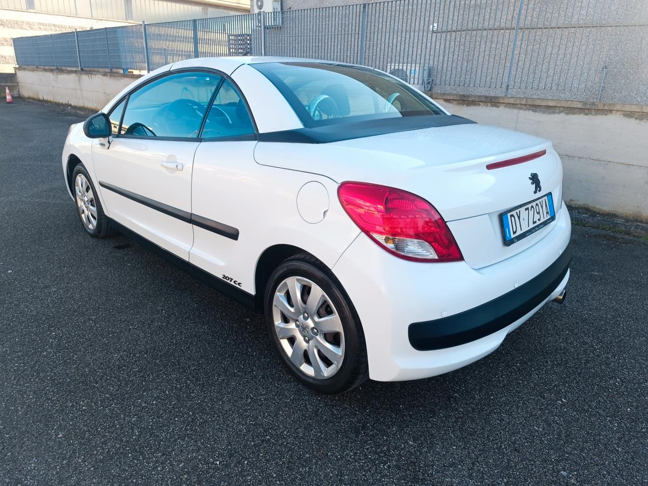 Peugeot 207 1.6 cabrio CON SOLAMENTE 119.000 KM