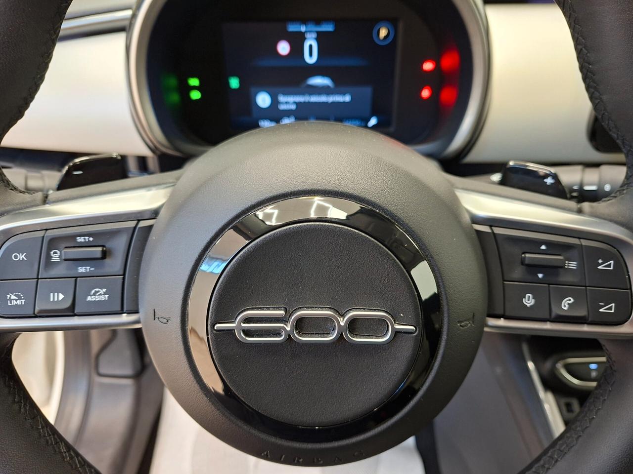 Fiat 600 Hybrid 136 CV DCT MHEV La Prima