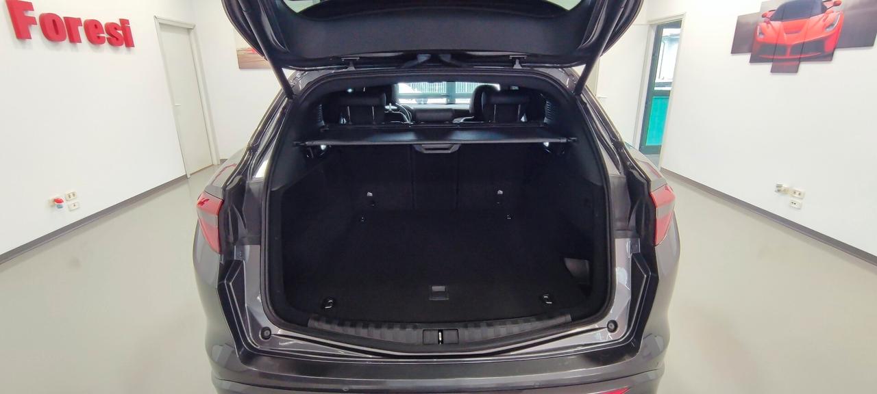 Alfa Romeo Stelvio ALLESTIMENTO VELOCE