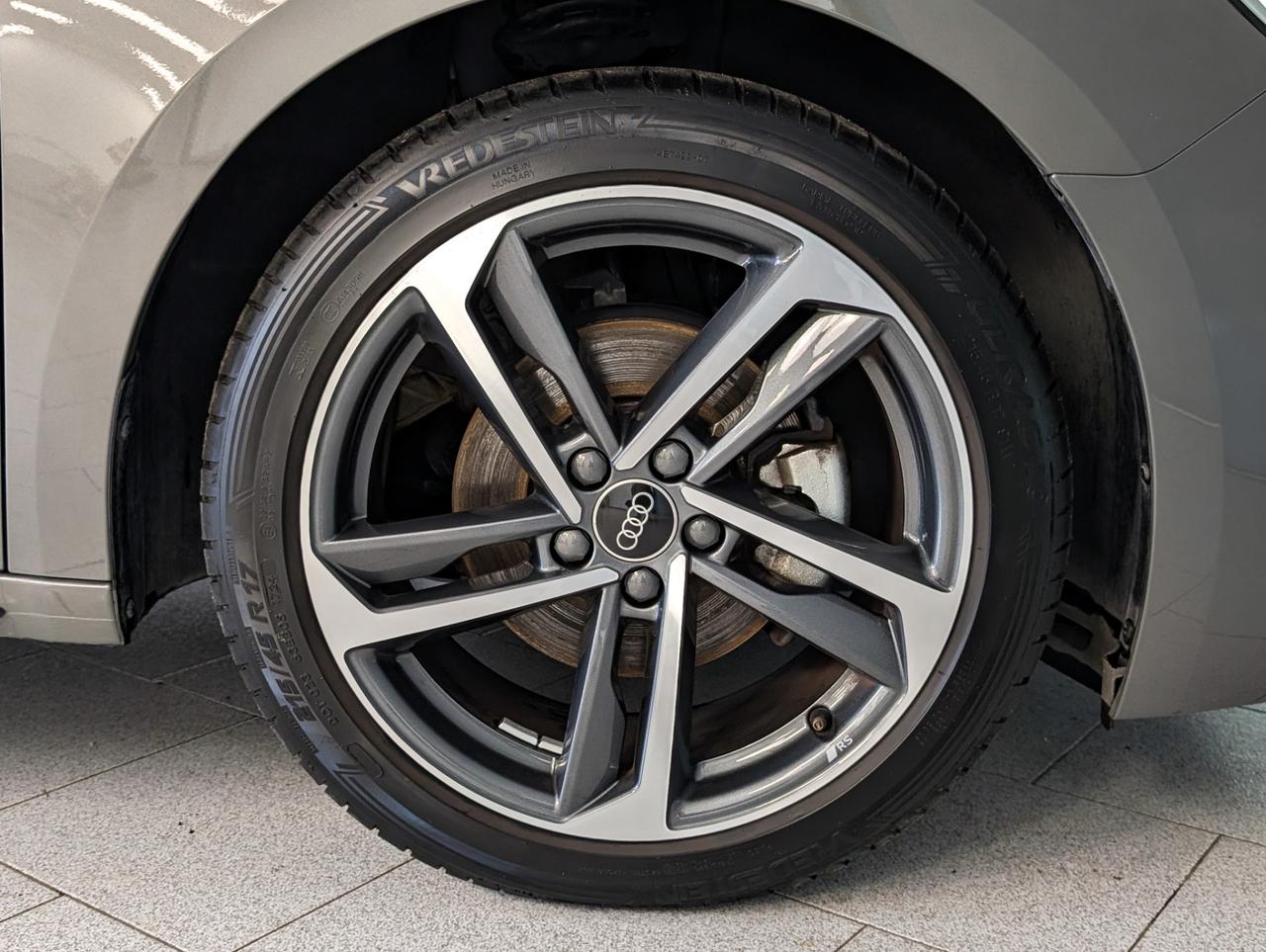 Audi A1 30 TFSI 116cv Adrenalin Black Edition S line