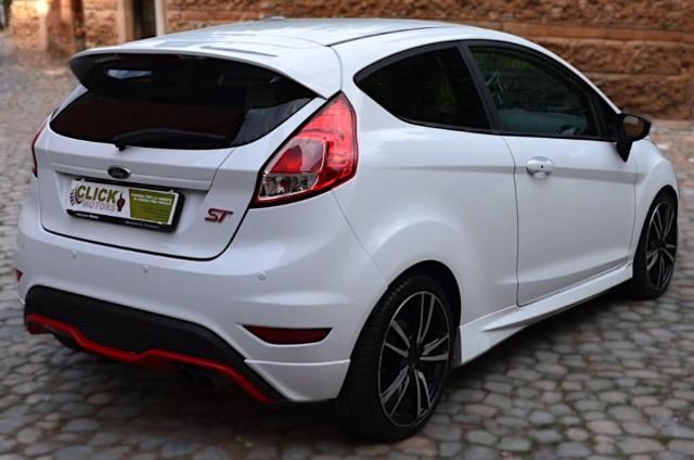 Ford Fiesta Fiesta VI 2016 - 1.6 ST 182cv 3p E6