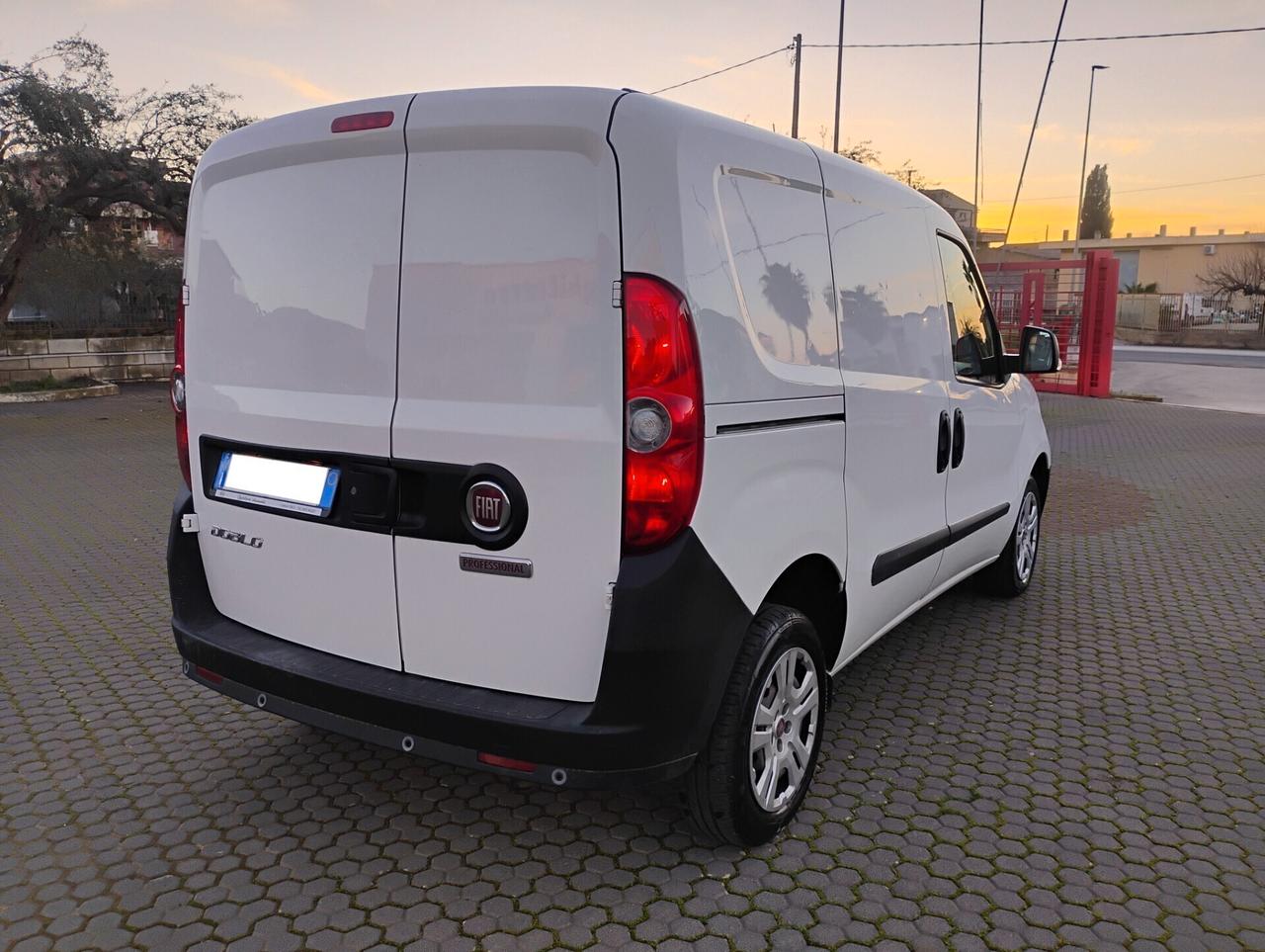 Fiat doblò cargo 1.6 MJ cargo lounge