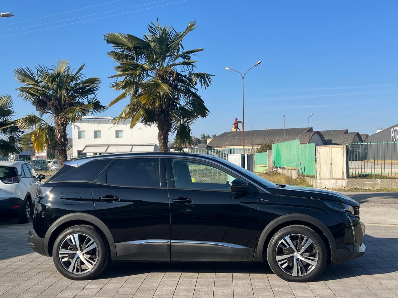 Peugeot 3008 Hybrid 225 e-EAT8 Allure FINANZIABILE