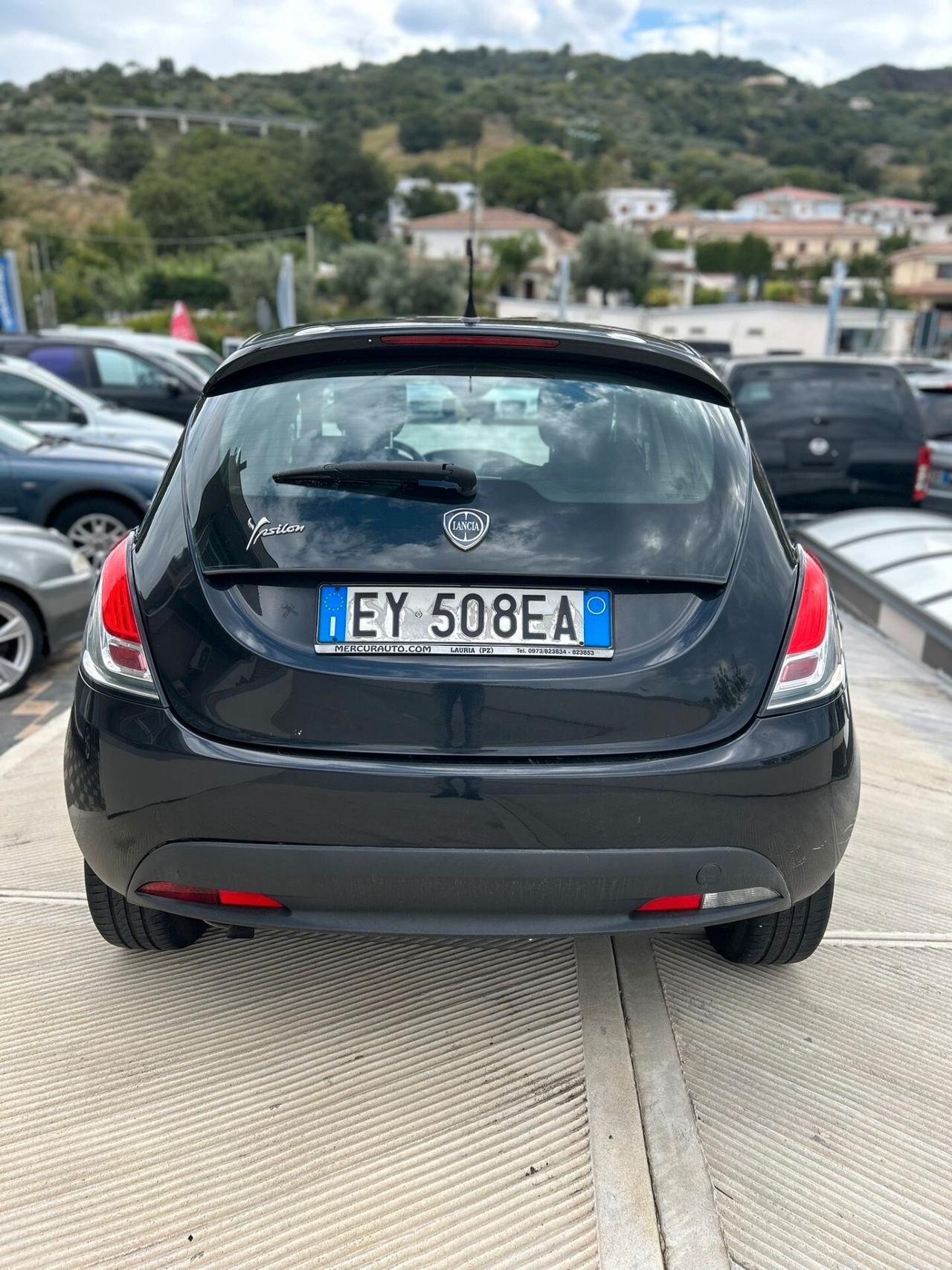 Lancia Ypsilon 1.3 MJT 16V 95 CV 5 porte