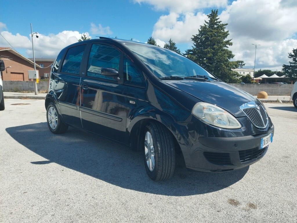 Lancia MUSA 1.9 Multijet Oro