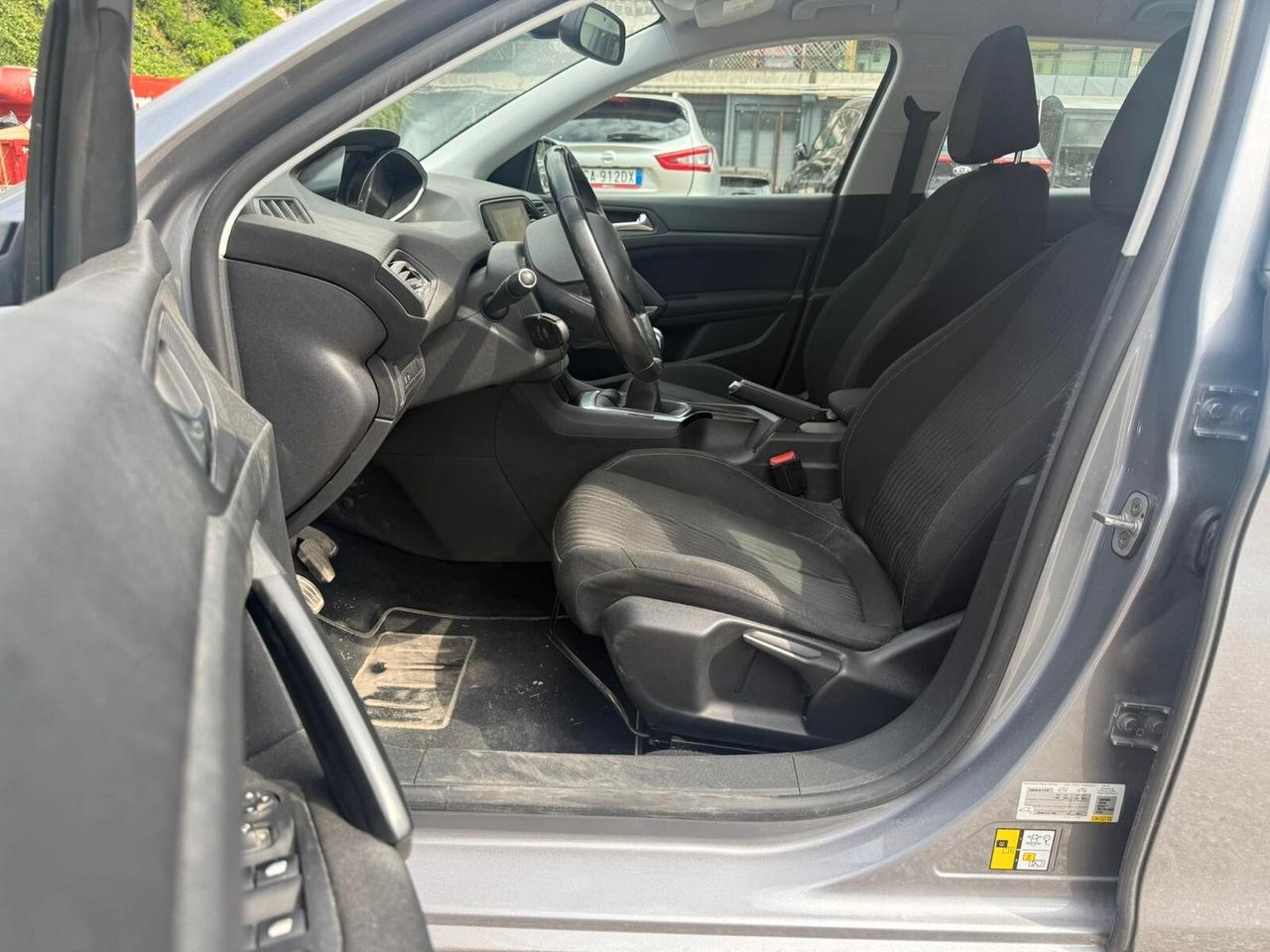 Peugeot 308 PureTech Turbo 130 S&S SW Allure