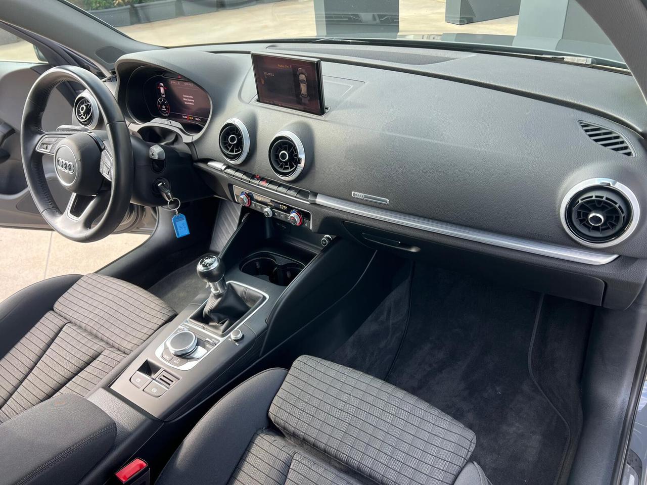 Audi A3 Sportback 116cv manuale