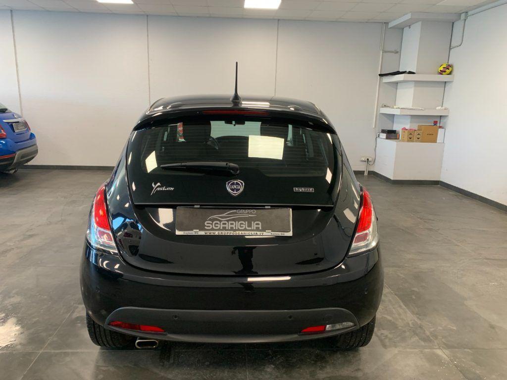 Lancia Ypsilon 1.0 Benzina Hybrid Ecochic Gold 5 Porte