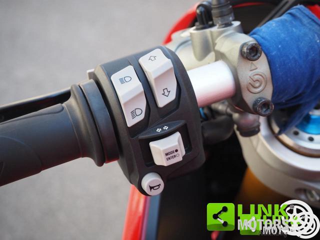 DUCATI Supersport S