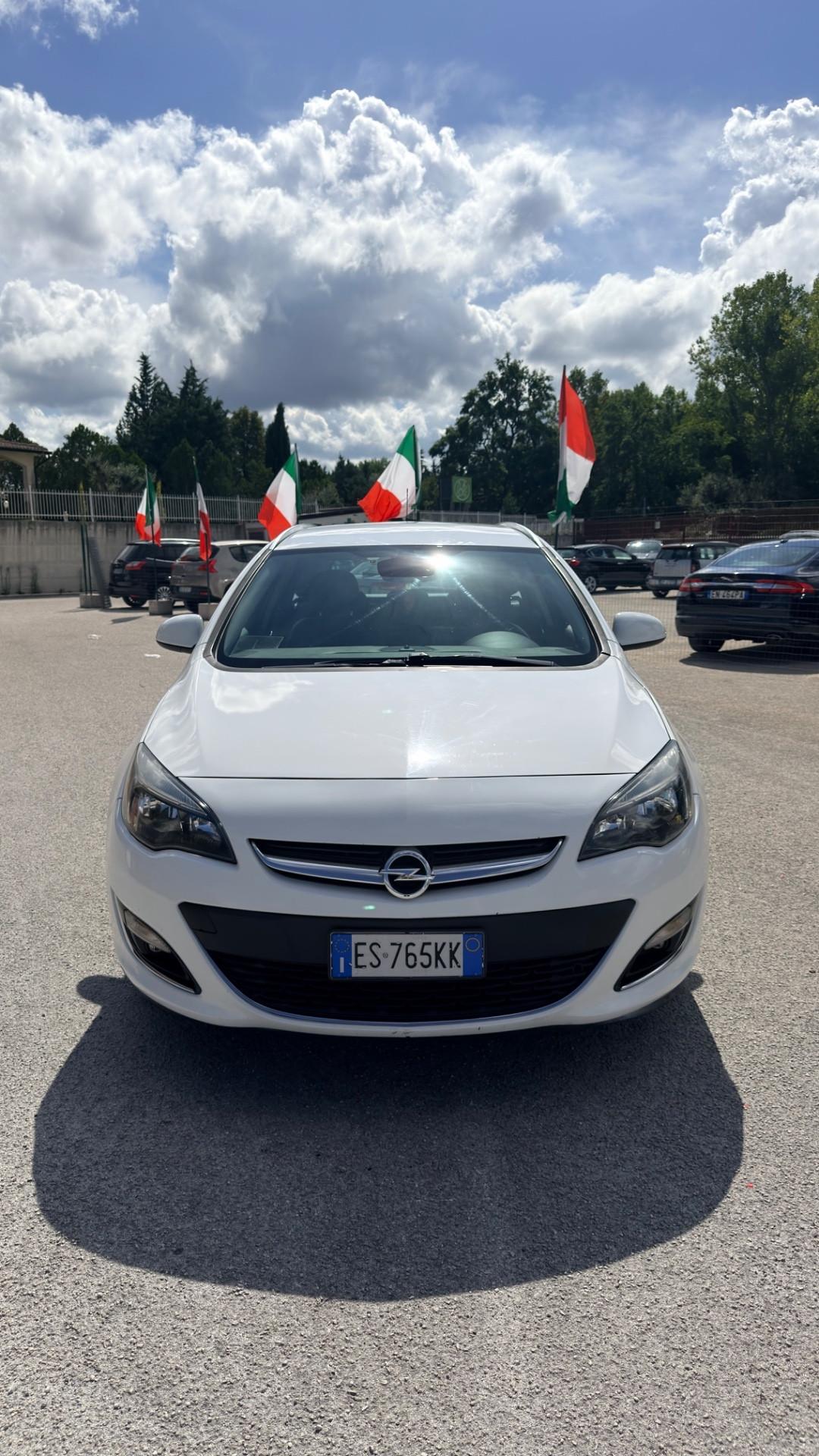 Opel Astra 1.7 CDTI 110CV Sports Tourer Cosmo