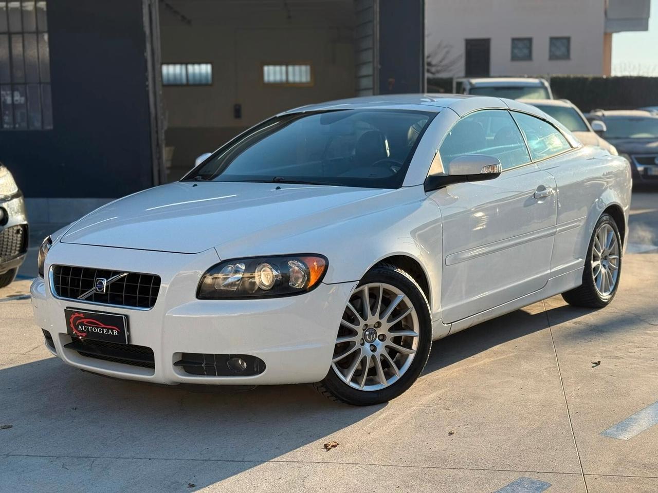 Volvo C70 2.0 D Summum