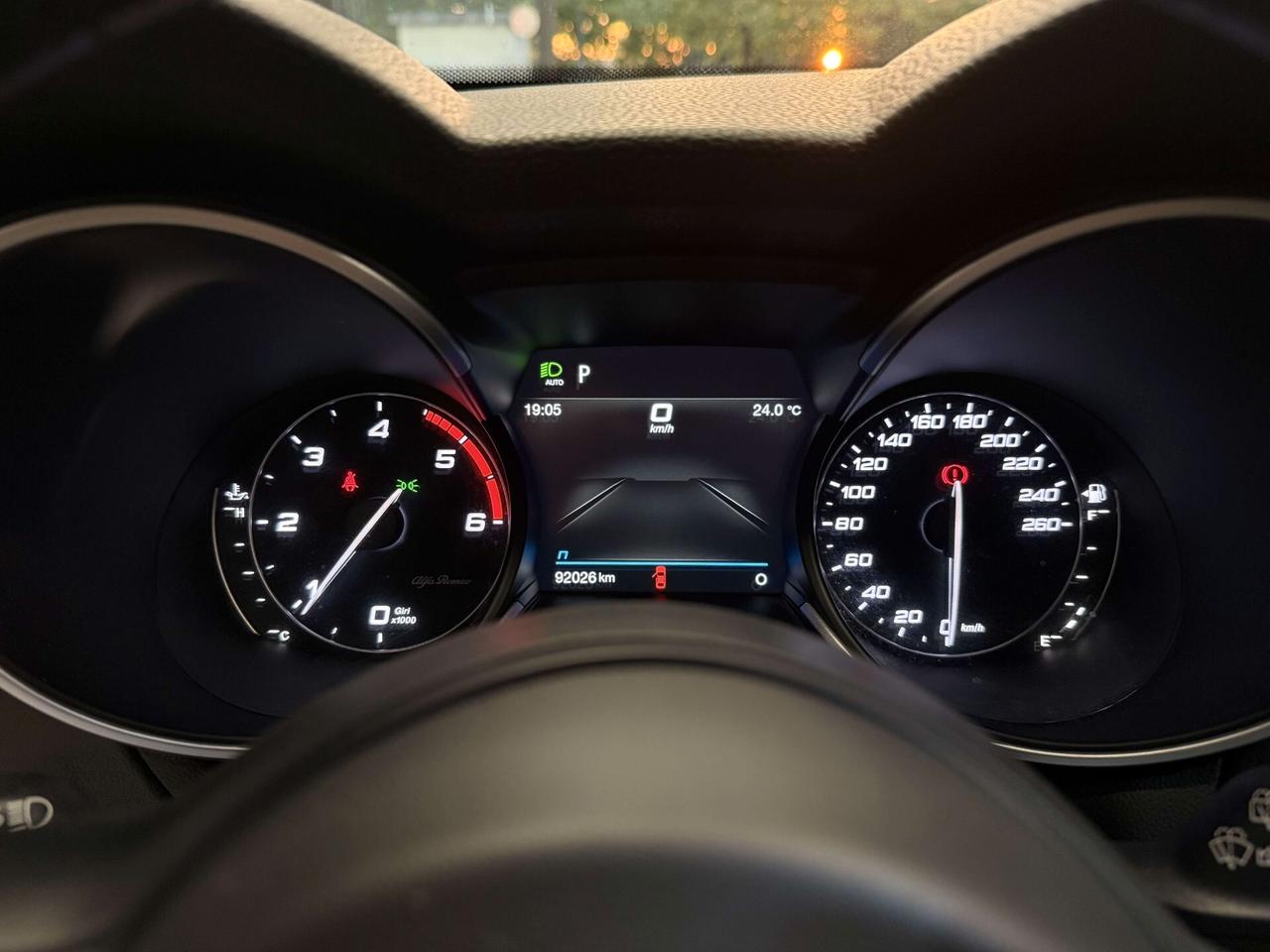 Alfa Romeo Stelvio 2.2 Turbodiesel 190 CV AT8 RWD Q2