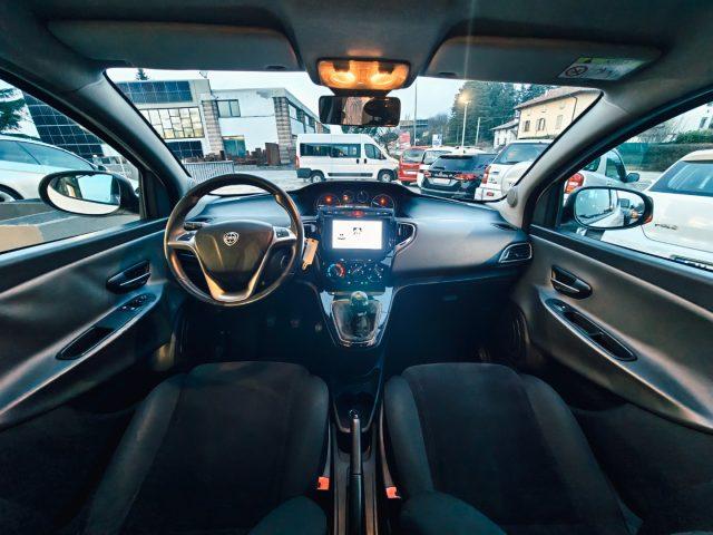 LANCIA Ypsilon 1.2 69 CV 5 porte Gold