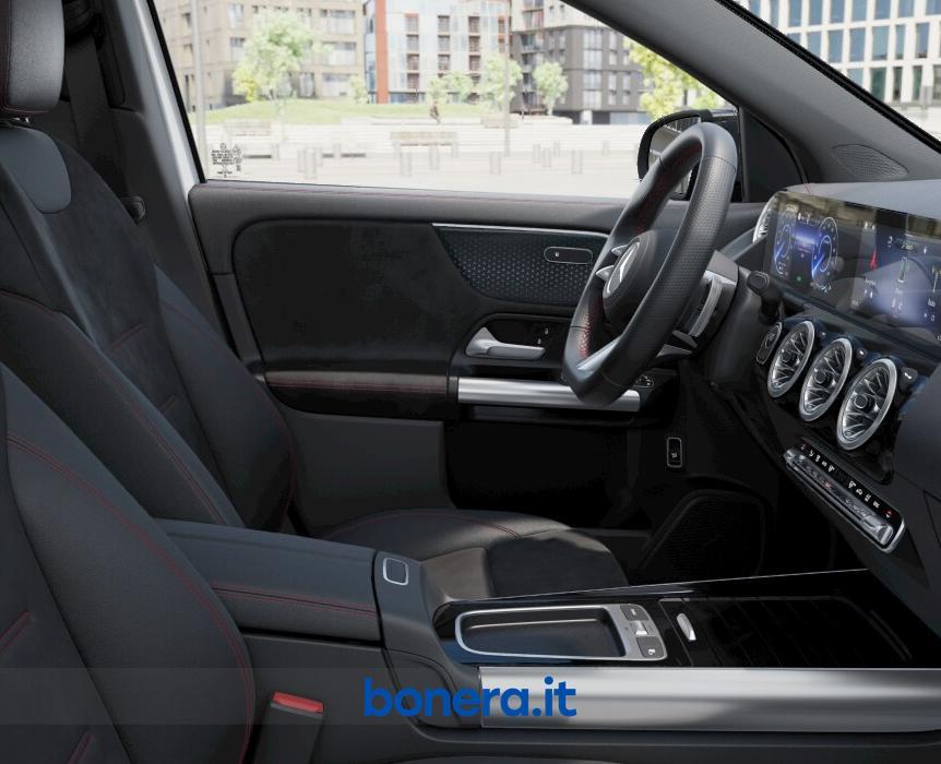 Mercedes EQA 300 AMG Line Advanced Plus 4Matic