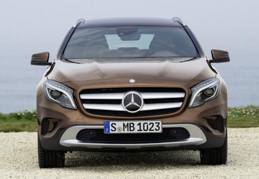 Mercedes-Benz GLA-X156 2014 - GLA 200 d (cdi) Enduro