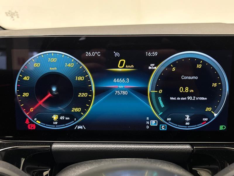 Mercedes GLA 200 200 D Premium 8G-DCT