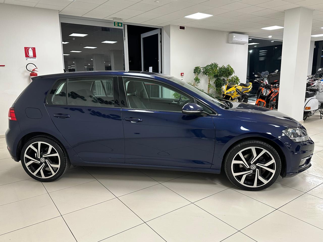 Volkswagen Golf 1.6 TDI 115 CV 5p.DSG Executive BlueM 2019