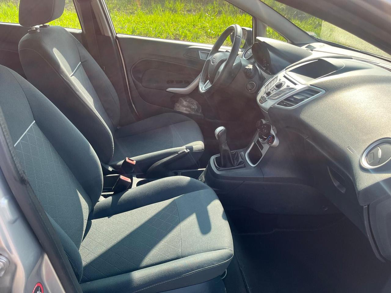 Ford Fiesta 1.4 TDCi 70CV 5p. Business ** NEOPATENTATI**