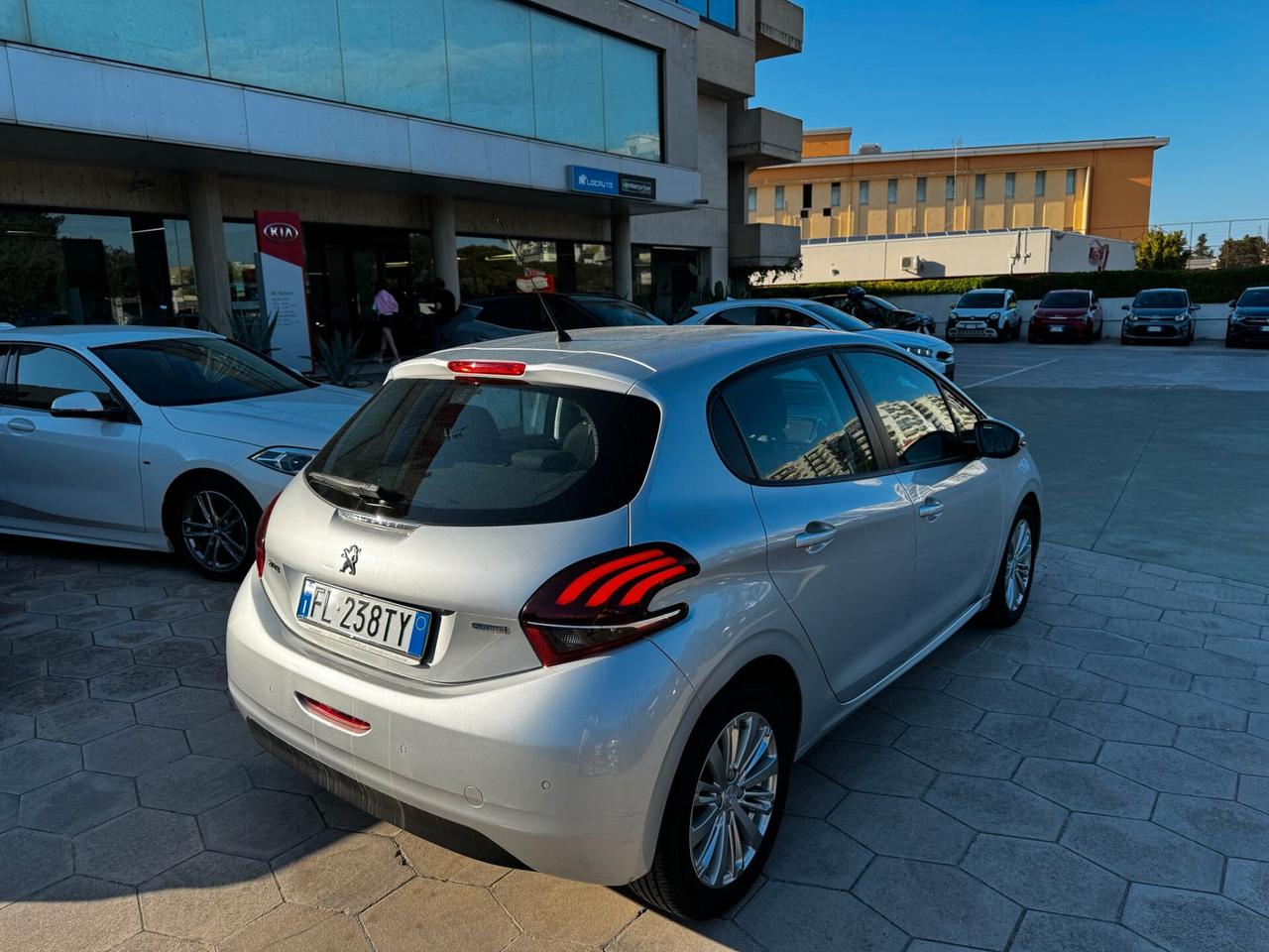 PEUGEOT 208 1.2 GPL 82CV SENSORI POSTERIORI