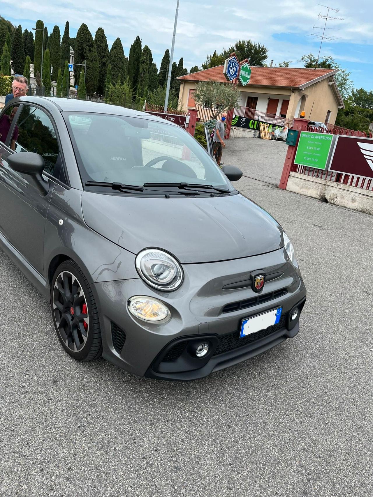 Abarth 595 C 1.4 Turbo T-Jet 180 CV Competizione