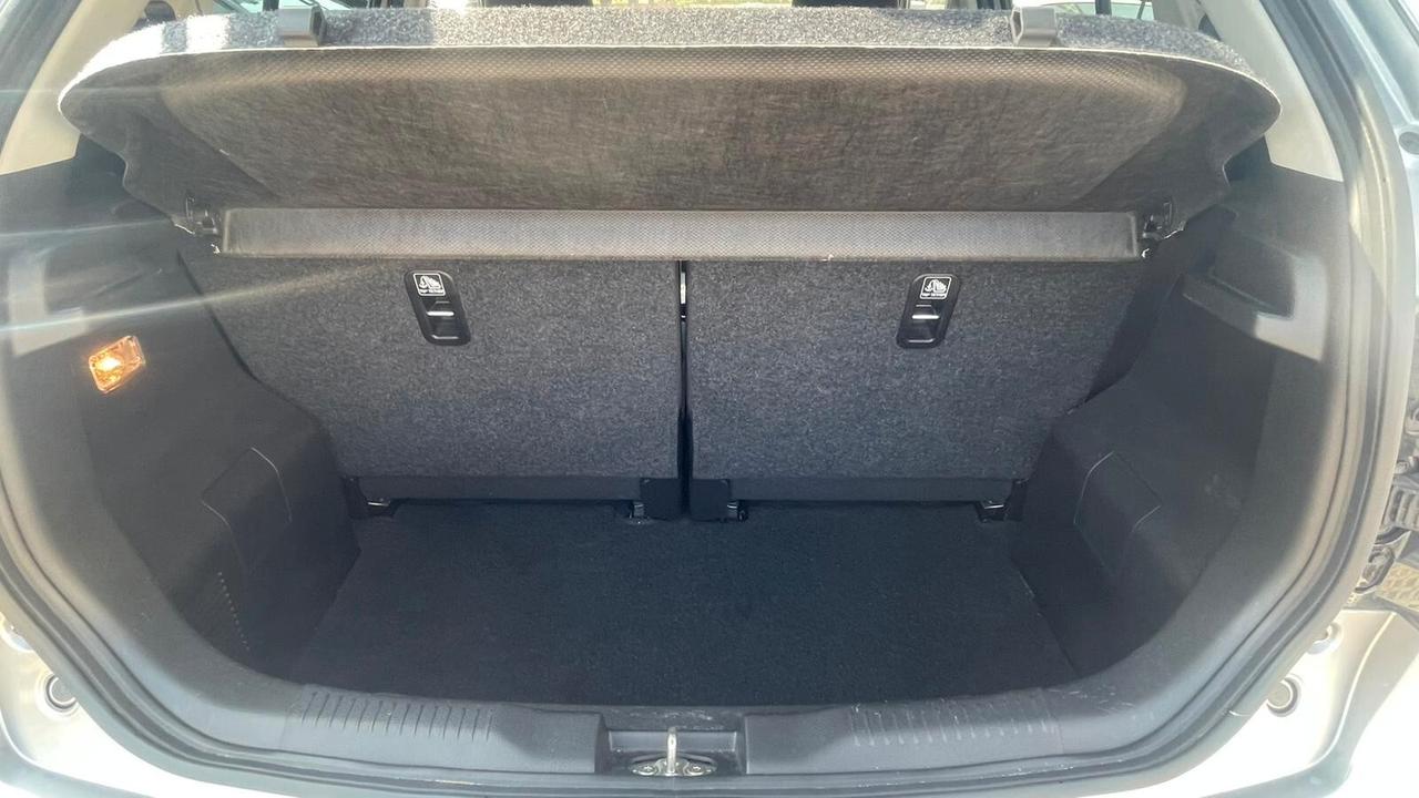 Suzuki Ignis 1.2 Hybrid Top