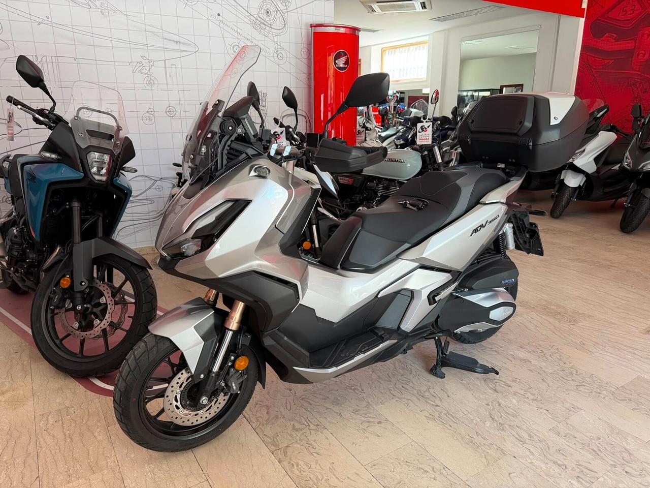 Honda ADV 350