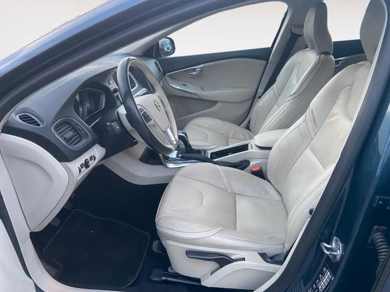 VOLVO V40 D2 Volvo Ocean Race