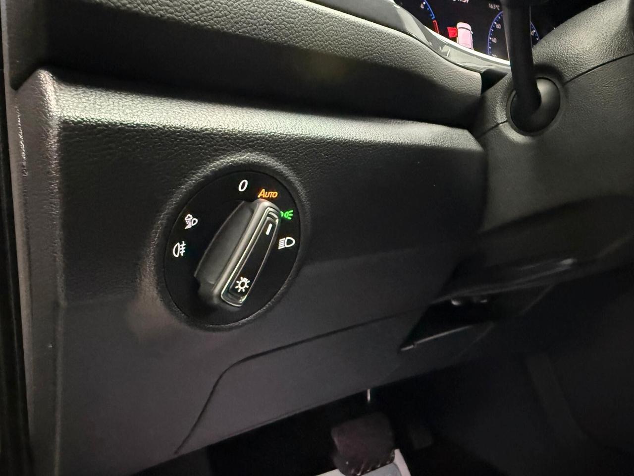 Volkswagen T-Roc 2.0 TDI SCR 150 CV DSG Style