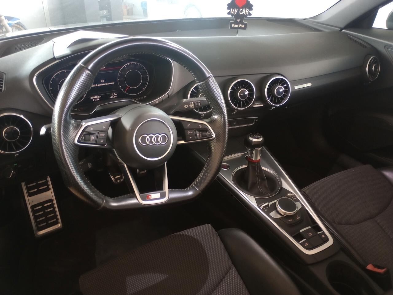 Audi TT Roadster 2.0 TDI ultra S line