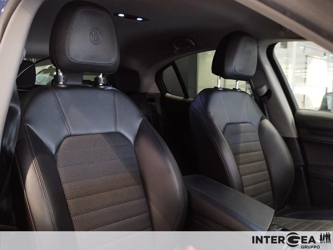 ALFA ROMEO Stelvio 2.2 t Executive Q4 190cv auto my19