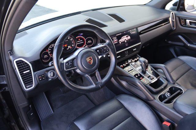 PORSCHE Cayenne 3.0 V6