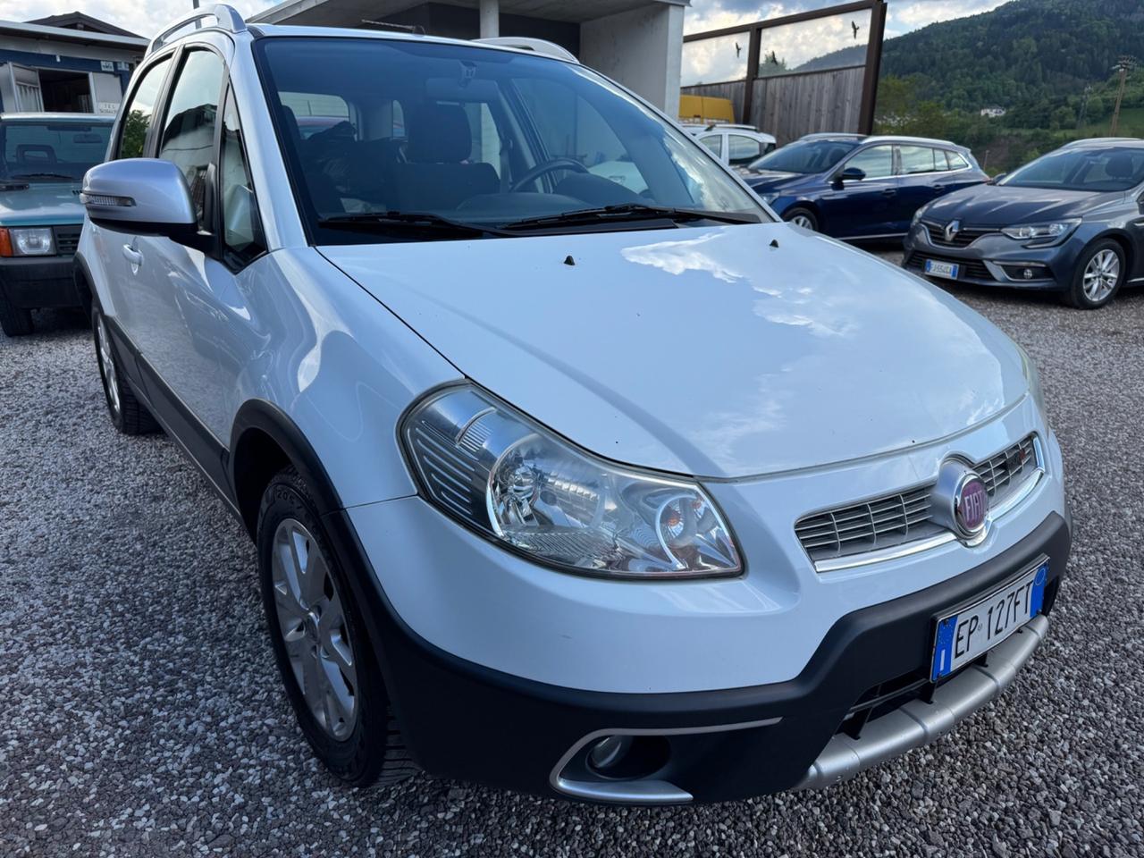 Fiat Sedici 2.0 MJT 16V DPF 4x4 Emotion