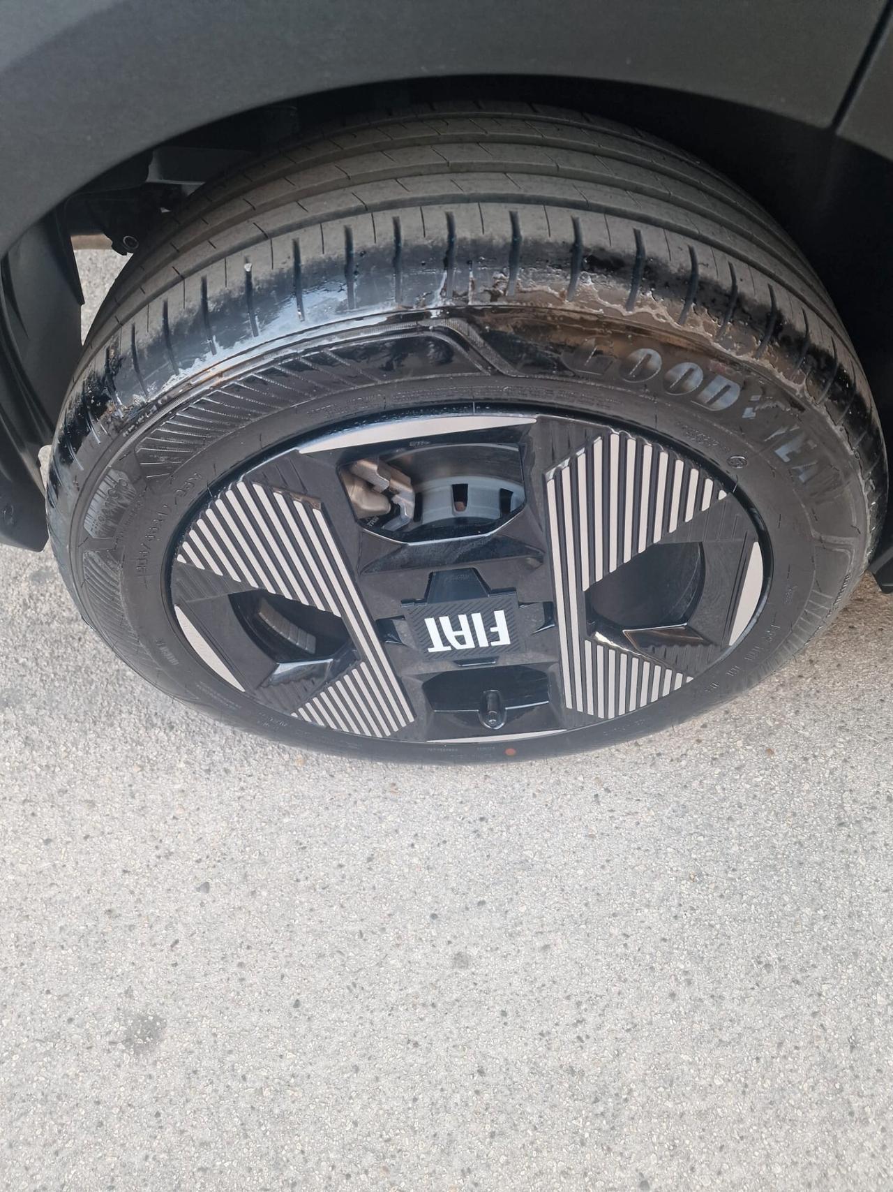 Fiat Grande Panda 1.2 Hybrid 110 CV S&S La Prima