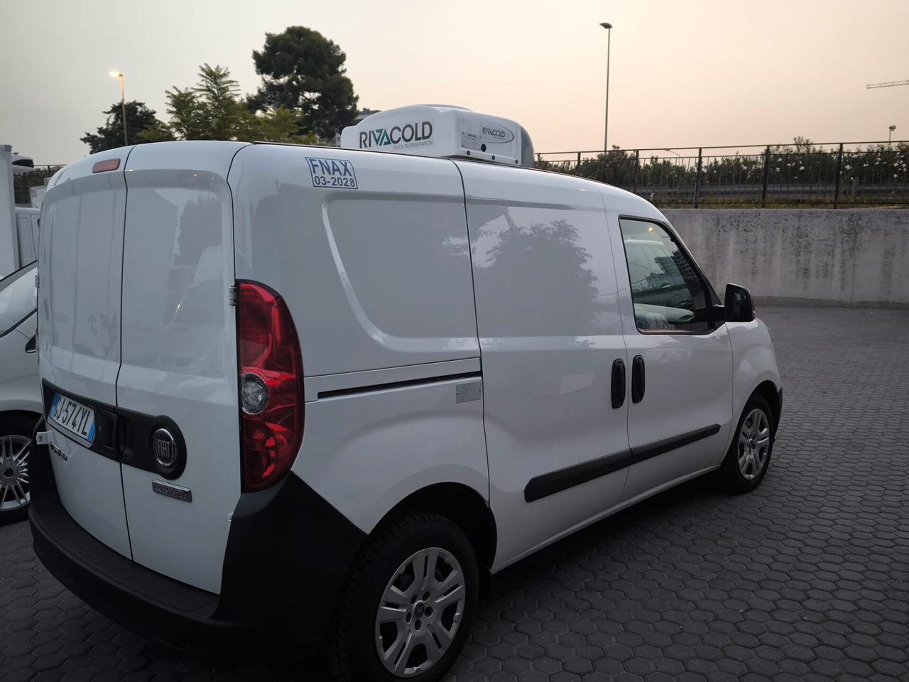 Fiat Doblò 1.6 Multijet Isotermico Coibentato con Frigo ATP 2028