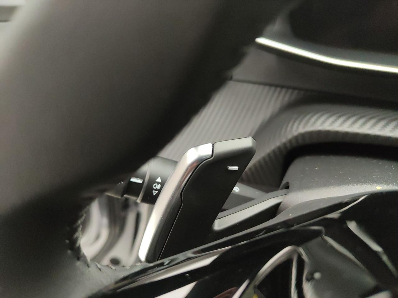 PEUGEOT 2008 II 2020 1.5 BLUEHDI 130CV ALLURE PACK EAT8